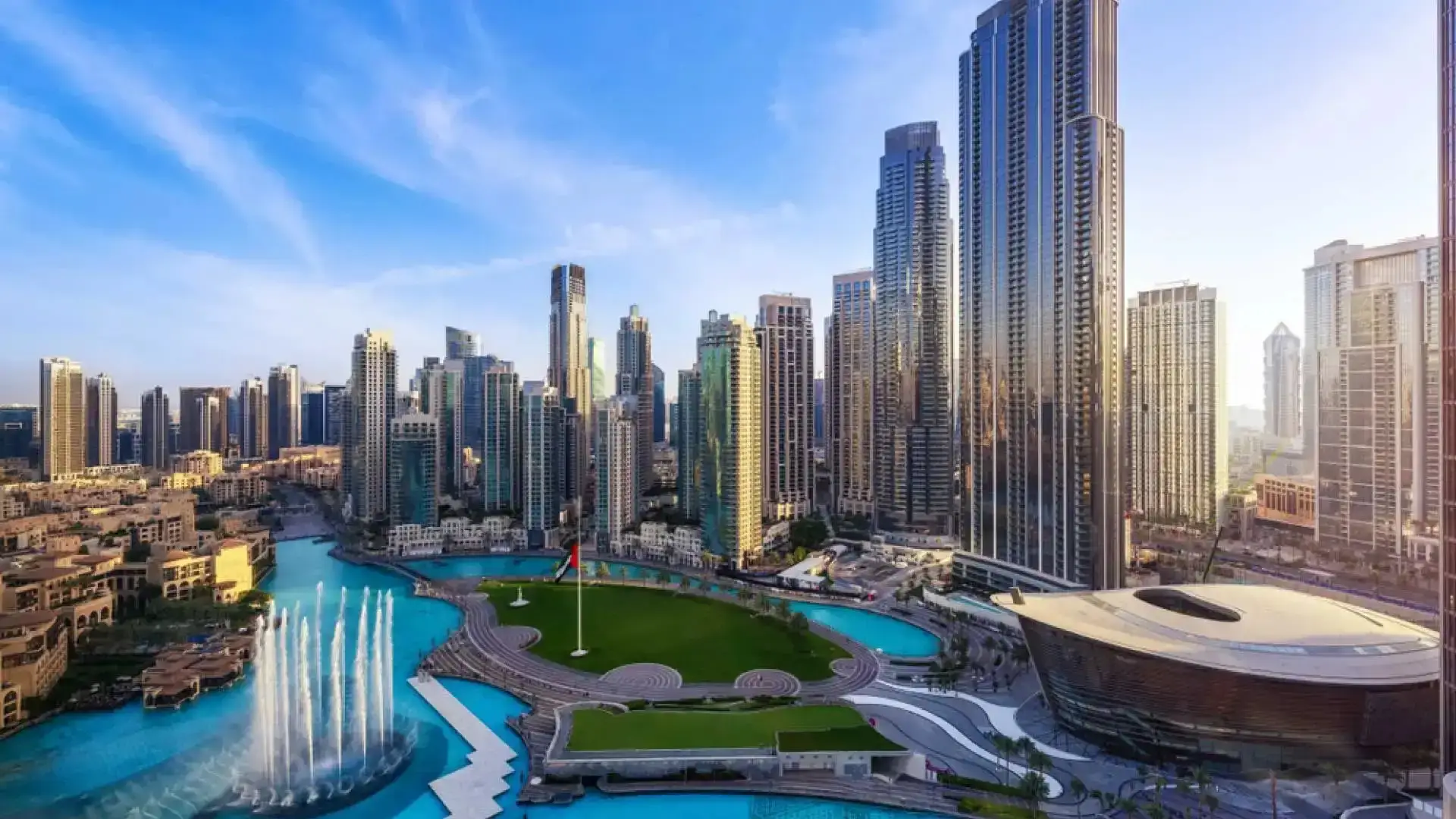Why Buying Property in Dubai Feels Like a No-Brainer: Golden Visa Perks and Booming Economy That Secure Your Tomorrow